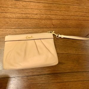 Coach wristle/ small purse